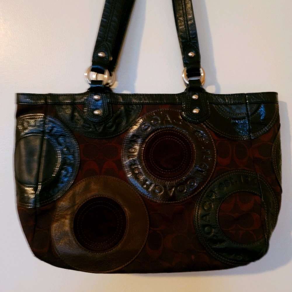 Womens Coach purse